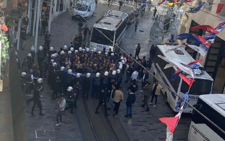 <?php the_title(); ?>